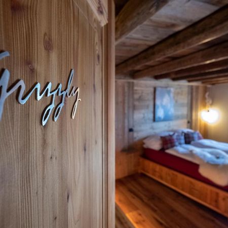 مبيت وإفطار فارينا Grizzly Haus & Frosch Restaurant - Teritoria المظهر الخارجي الصورة