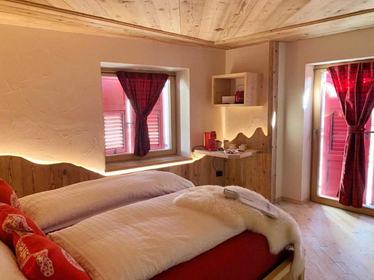مبيت وإفطار فارينا Grizzly Haus & Frosch Restaurant - Teritoria المظهر الخارجي الصورة