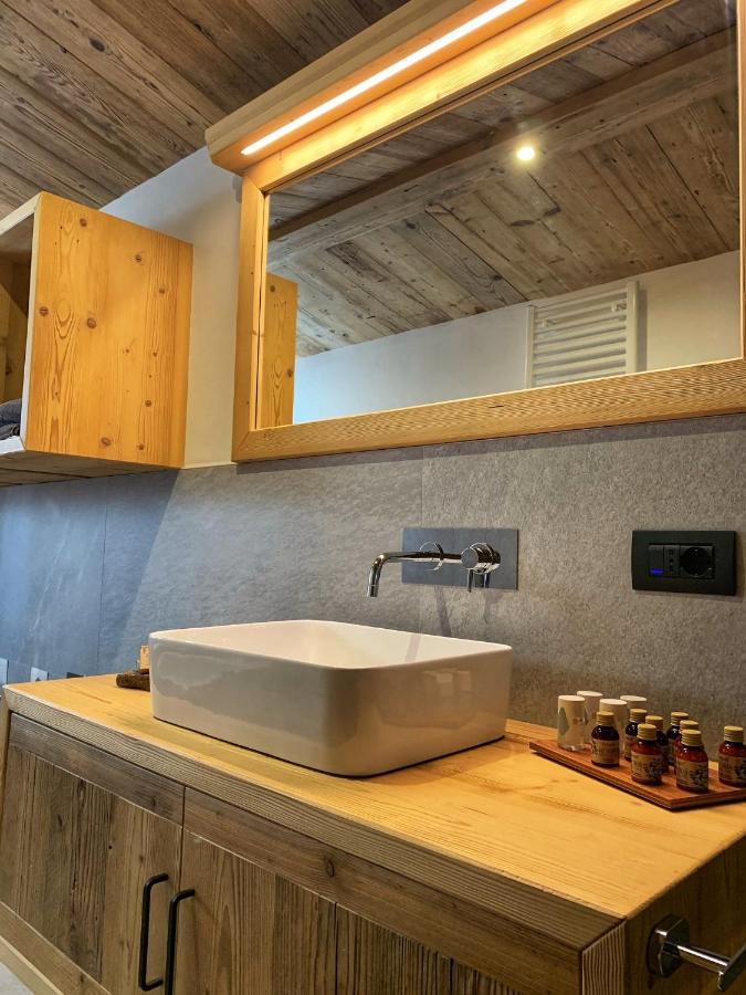 مبيت وإفطار فارينا Grizzly Haus & Frosch Restaurant - Teritoria المظهر الخارجي الصورة