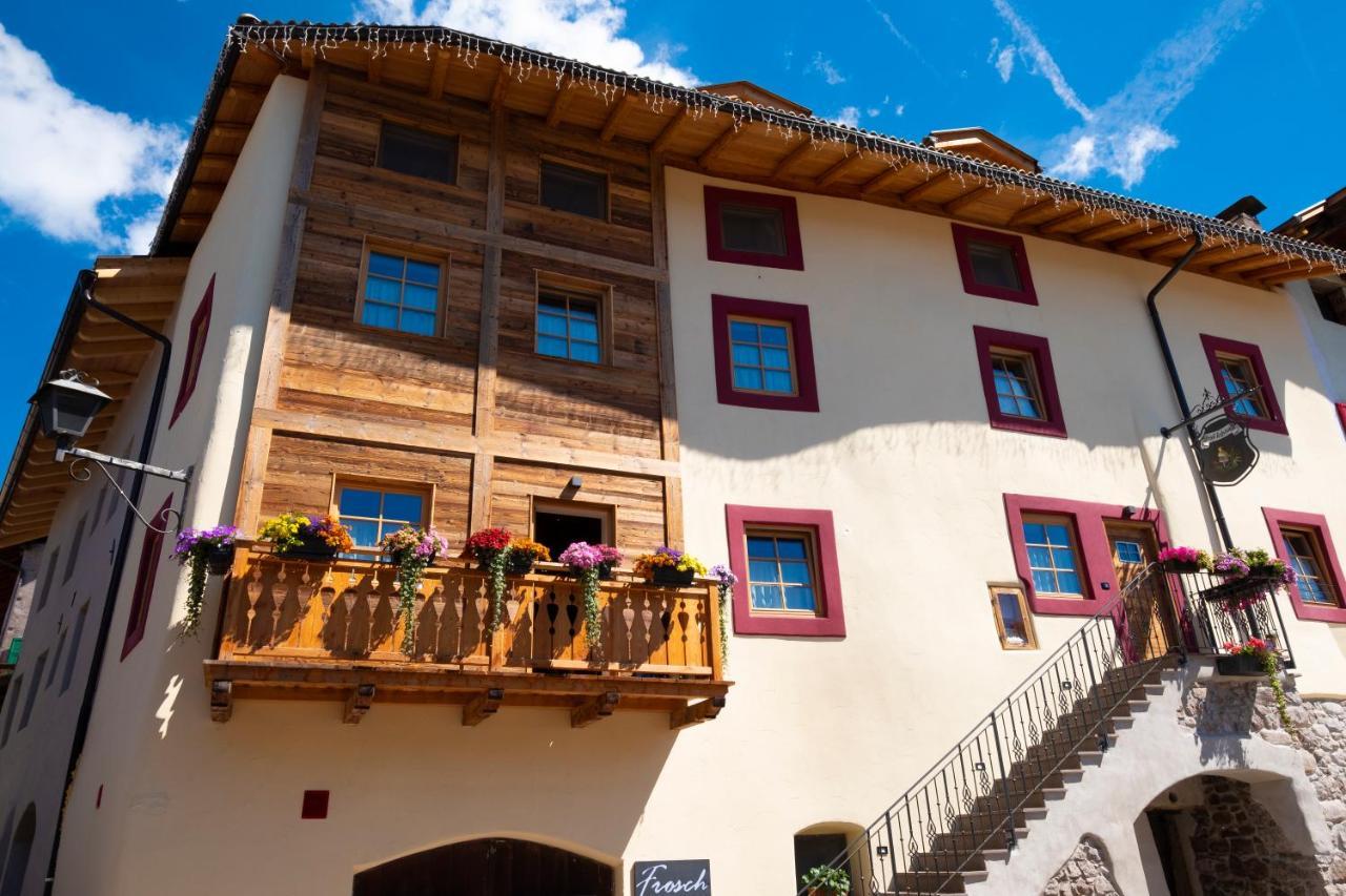 مبيت وإفطار فارينا Grizzly Haus & Frosch Restaurant - Teritoria المظهر الخارجي الصورة
