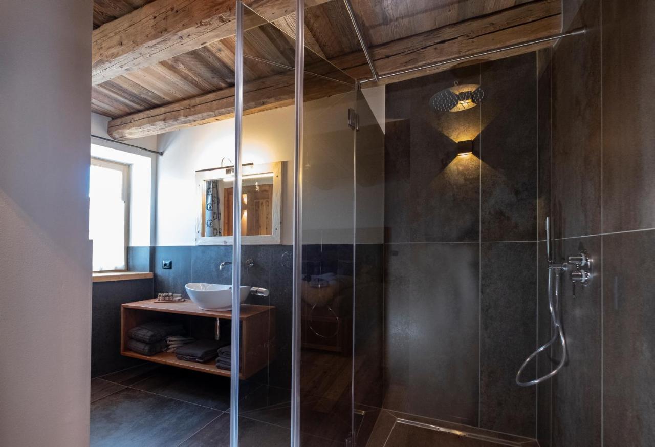 مبيت وإفطار فارينا Grizzly Haus & Frosch Restaurant - Teritoria المظهر الخارجي الصورة