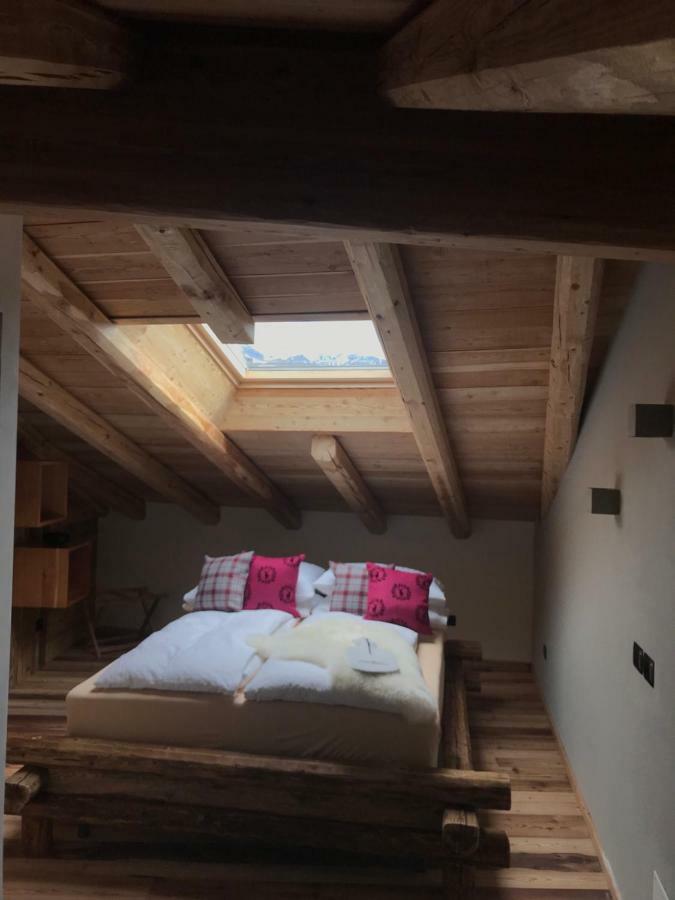 مبيت وإفطار فارينا Grizzly Haus & Frosch Restaurant - Teritoria المظهر الخارجي الصورة