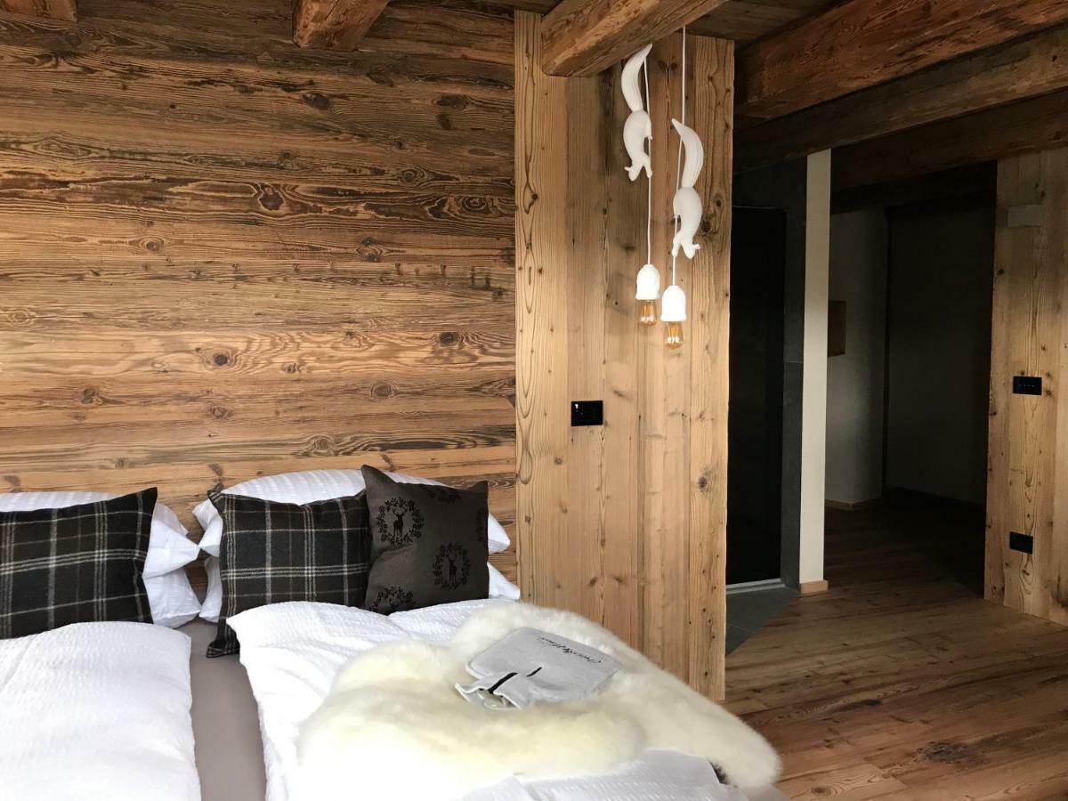 مبيت وإفطار فارينا Grizzly Haus & Frosch Restaurant - Teritoria المظهر الخارجي الصورة
