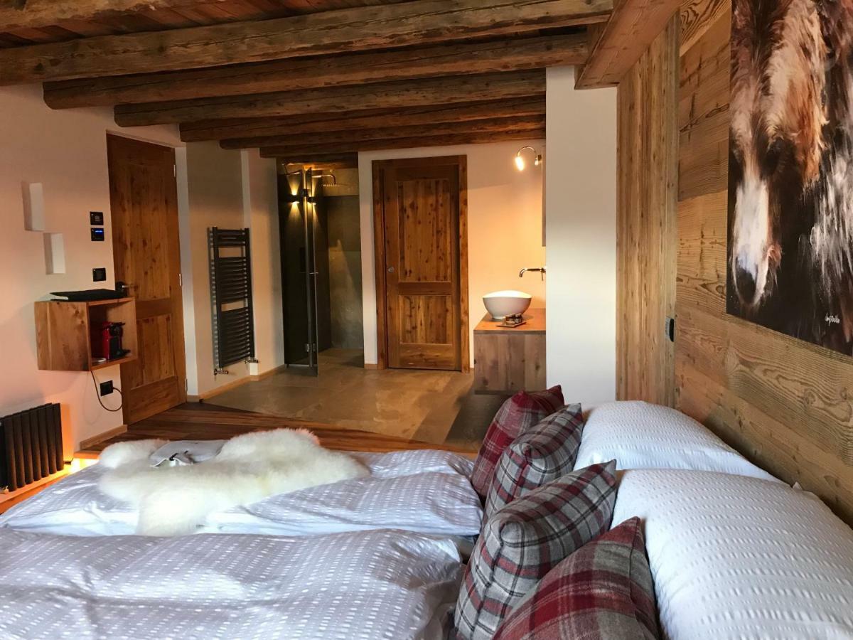 مبيت وإفطار فارينا Grizzly Haus & Frosch Restaurant - Teritoria المظهر الخارجي الصورة